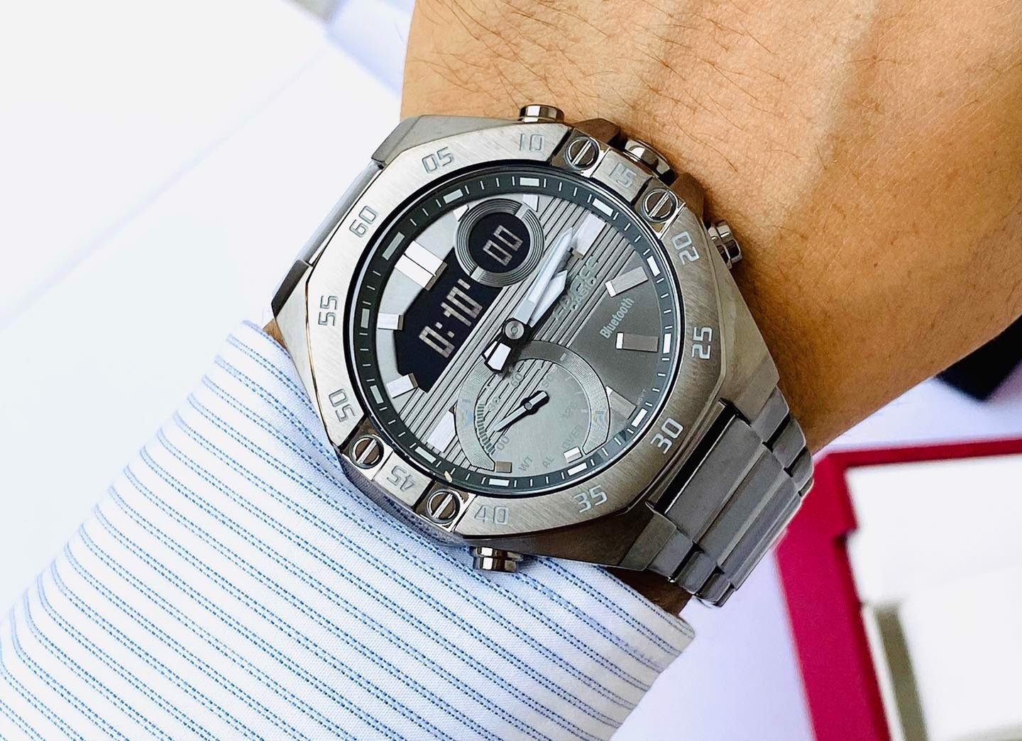 casio-edifice-ecb-10dc-1bdf