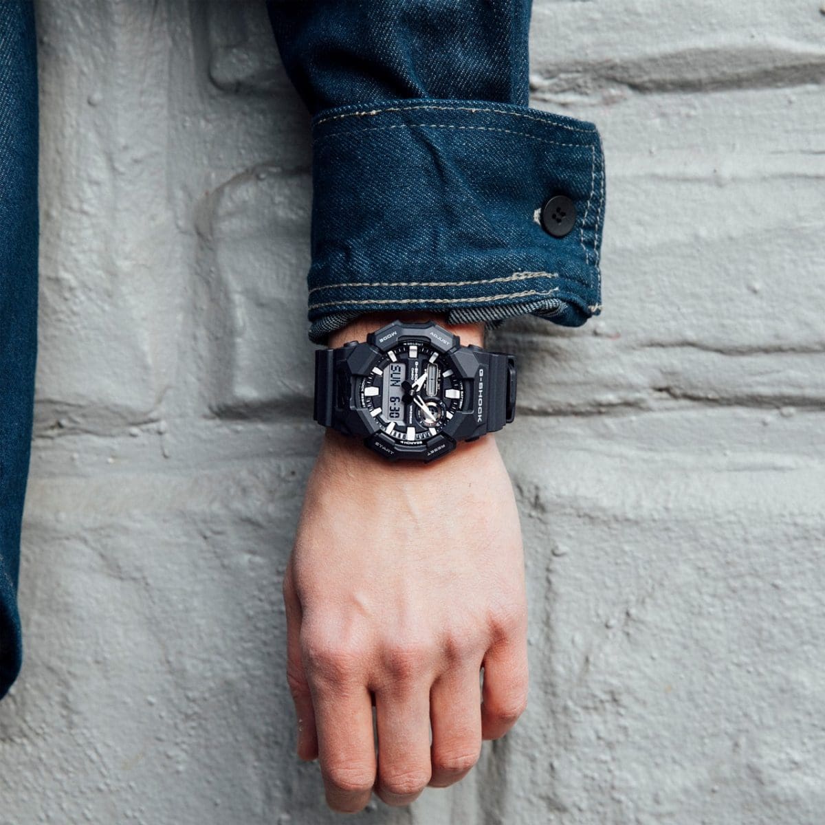 G-SHOCK GA-010-1ADR