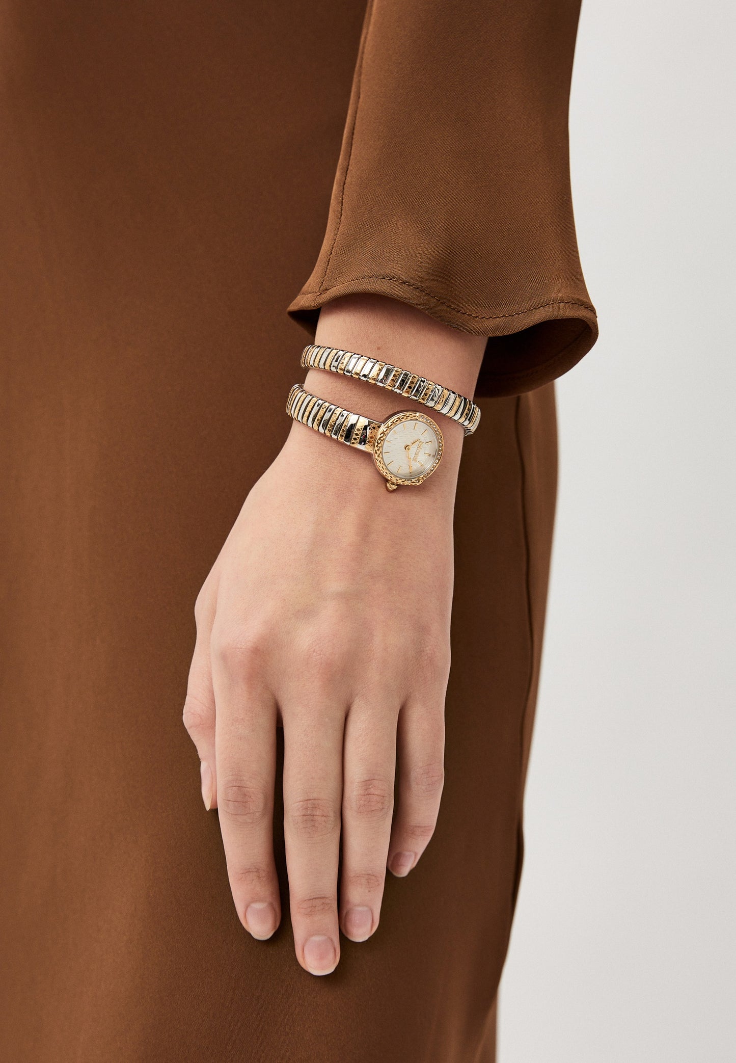 JUST CAVALLI CERCHIO JC1L301M0065